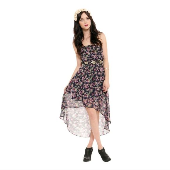 Gypsy Warrior Bailey Floral Dress. - Picture 1 of 11